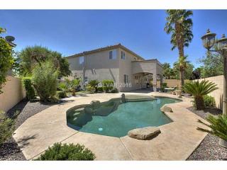 1054 Broomfield Dr, Henderson, NV 89074-8777