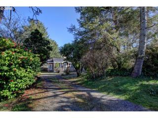 718 13th Ave, Jewell, OR 97138-7111