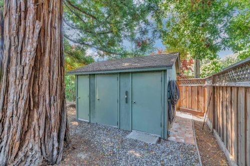 1888 Farndon Ave, Los Altos CA 94024-6948 exterior