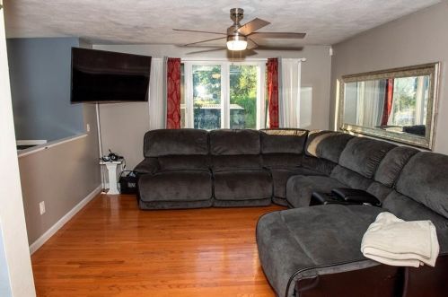 11 Roberta St, Providence, RI 02904-4553
