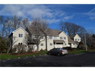 22 Sunrise Cir, Hartford, CT 06111-3362