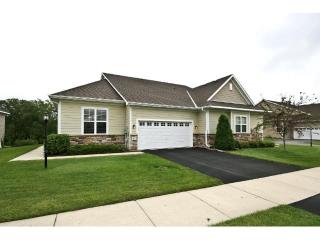1474 Riverpointe Rd, Minnetrista, MN 55388