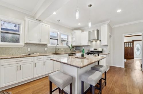 5 Colgate Rd, Maplewood NJ 07040-2807 exterior