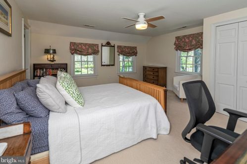 254 Ridgeview Rd, Princeton NJ  08540-7665 exterior