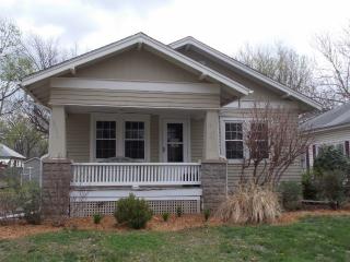 1314 John St, Winfield, KS 67156-4508