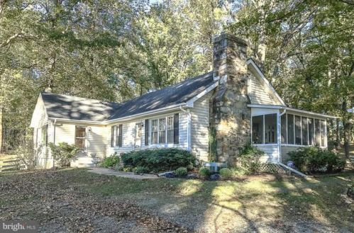 18758 Telegraph Springs Rd, Purcellville, VA 20132-4138
