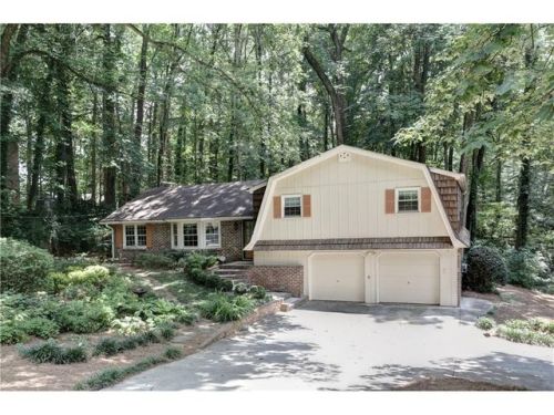 3321 Henderson Creek Rd, Atlanta, GA 30341-5755