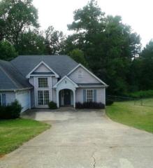 401 Briarwood Rd, Winder, GA 30680-7210
