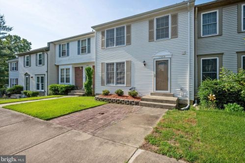 1963 Fountainbrook Ct, Woodbridge, VA 22192-2401