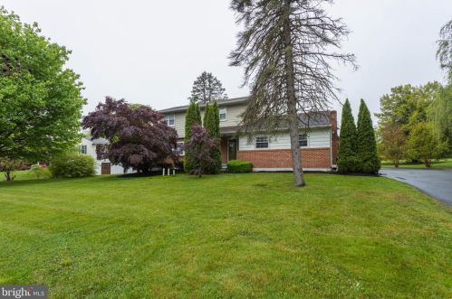 458 New Middletown Rd, Media, PA 19063-5438