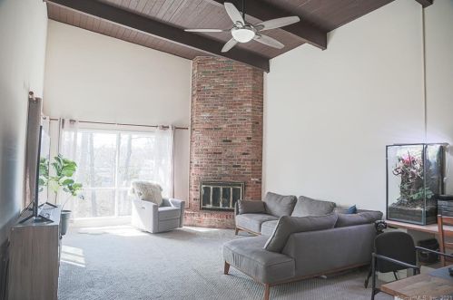 14 Ledgebrook Dr, Norwalk, CT 06854-1015