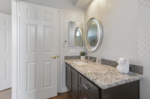 218 Summerwind Dr, Milpitas CA 95035-2416 exterior