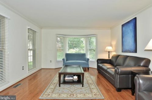 7509 Mullingar Ct, Springfield VA  22153-2036 exterior