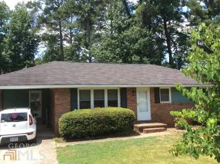 26 Martin St, Newnan, GA 30263-1057