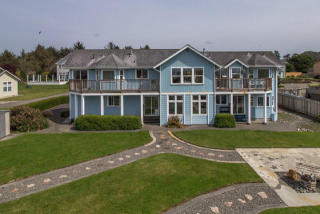 2990 Fortune St, Mckinleyville, CA 95519-7506