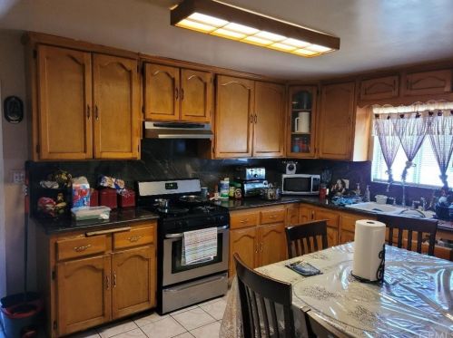 1208 Spruce St, Montebello, CA 90640-6464
