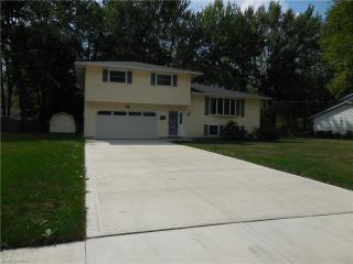 7184 Enfield Dr, Concord Township, OH 44060-5158