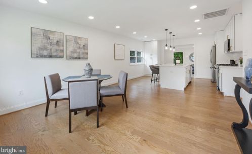 14332 Belleville Ave, Woodbridge, VA 22193-1403