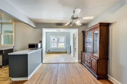 6550 Ebinger Dr, Niles IL 60714-4435 exterior