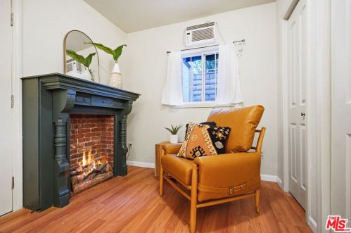 1212 Cedar St, Glendale CA  91207-1427 exterior