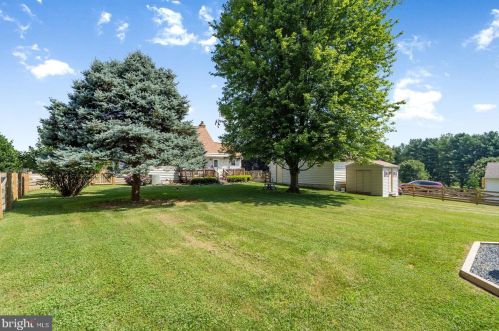 107 Woodlawn Dr, Forest Hill MD  21050-1233 exterior