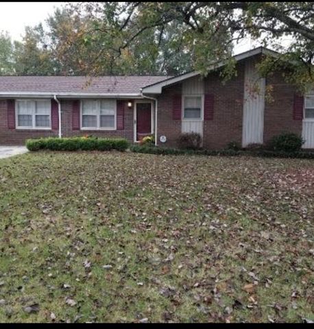 102 Montiego Ct, Lithonia, GA 31028-1325