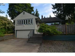 3324 Stephenson St, Portland OR  97219-8262 exterior