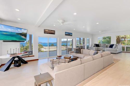 75 Poipu Dr, Honolulu, HI 96825-2134