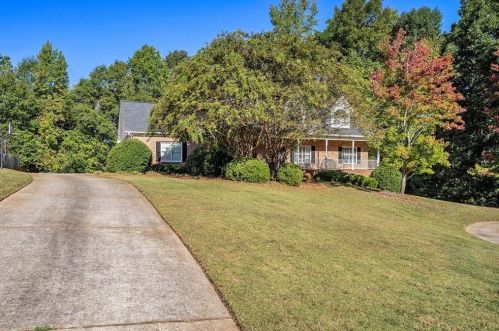 149 Glenmore Ln, Mcdonough, GA 30253-8744