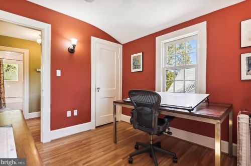 1310 Noyes Dr, Silver Spring MD 20910-2224 exterior