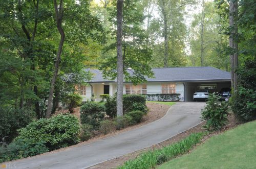 445 Highbrook Dr, Atlanta GA  30342-2316 exterior