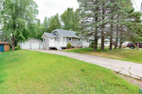 2809 Hagberg St, Duluth, MN 55811-2802