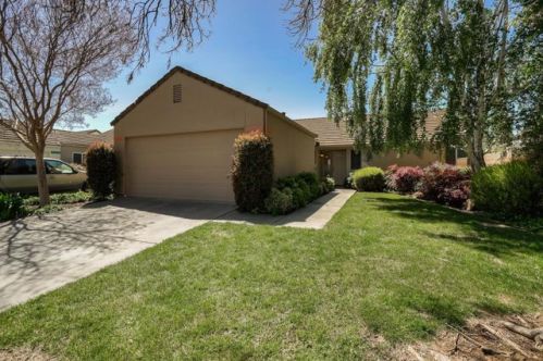 1215 Kelly Park Cir, Morgan Hill, CA 95037-3370