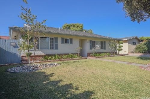 915 Bender Ave, Covina, CA 91724-2011