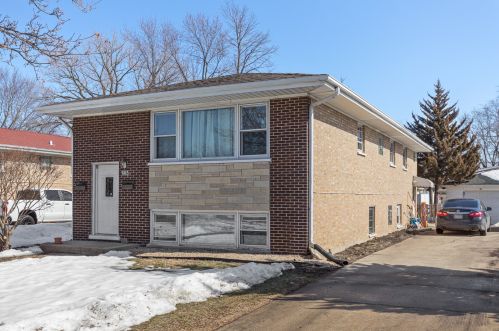603 Lullo Dr, Addison, IL 60101-2605
