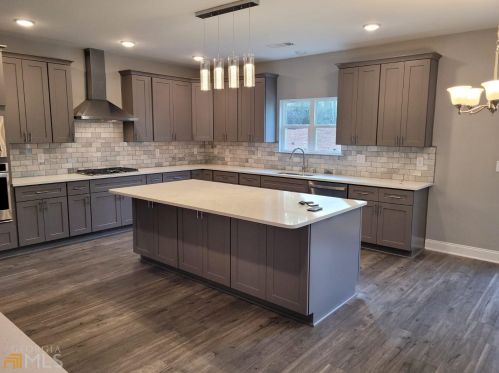 3325 Rockingham Ct, Conyers, GA 30094-3815