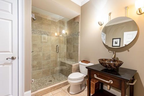 700 Glengate Pl, Atlanta GA  30328-7257 exterior