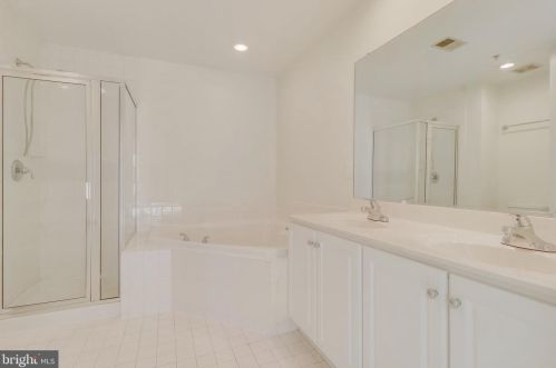 8517 Cameron St, Silver Spring MD 20910-3466 exterior