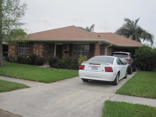 4905 Academy Dr, Metairie, LA 70003-2632