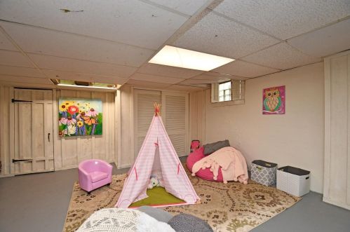 1335 Covedale Ave, Cincinnati OH  45238-3845 exterior