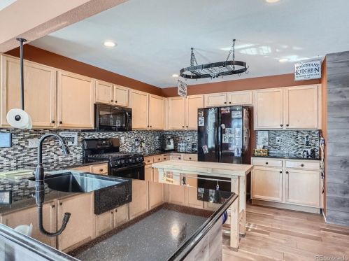 6064 Yakima St, Denver CO  80015-6654 exterior