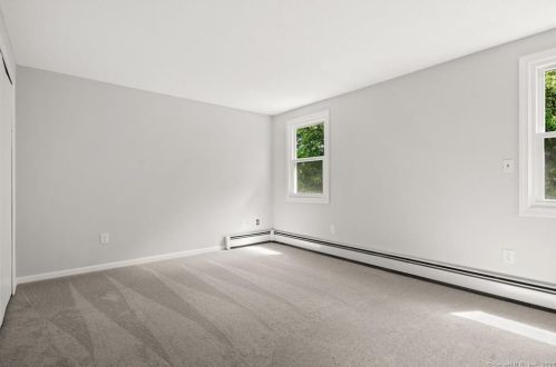 208 Lefoll Blvd, Wapping CT  06074-4261 exterior