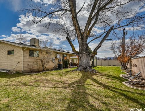 8862 1700, Sandy UT exterior