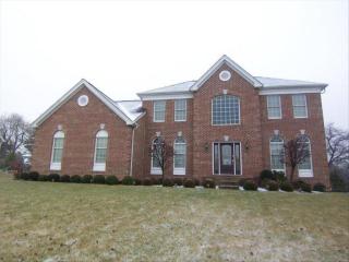 4491 Anthony Ct, Bethlehem, PA 18020-9347