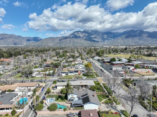 1391 2nd Ave, Upland CA  91786-3223 exterior