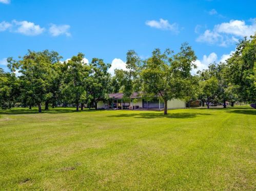 11801 H St, Morgans Point TX 77571-5802 exterior