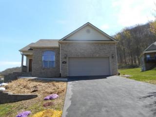 423 Brook Side Dr, Elizabethton, TN 37643-6322