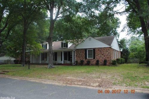 808 Merritt St, Searcy, AR 72143-6706