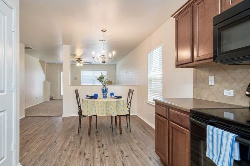 1818 Enchanted Rock Dr, Cedar Park, TX 78613-7712