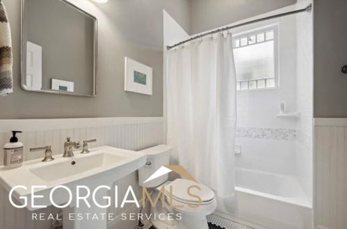 1074 Colquitt Ave, Atlanta GA  30307-1922 exterior
